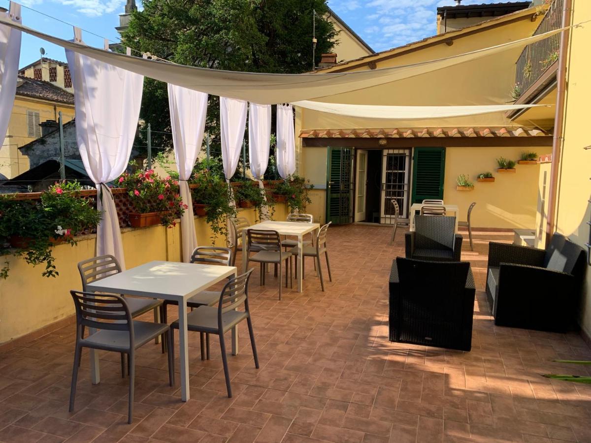 Bed and Breakfast La Terrazza Di Via Elisa Lucca Exteriér fotografie