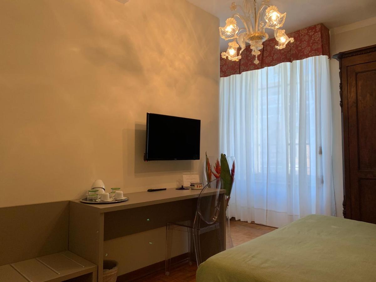 Bed and Breakfast La Terrazza Di Via Elisa Lucca Exteriér fotografie